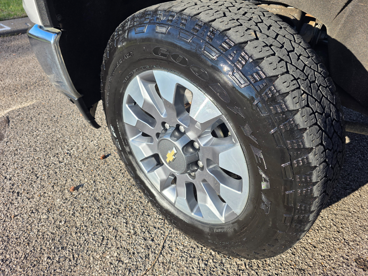 Chevrolet Silverado 2500HD LT Crew Cab Short Box 4WD 2022