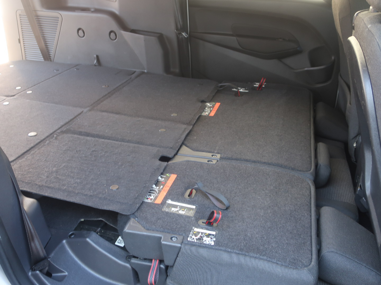 Ford Transit Connect Wagon XL w/Rear Liftgate LWB 2018