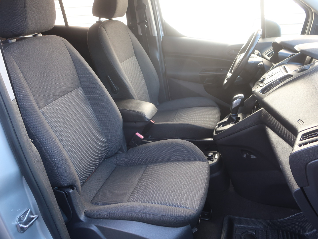 Ford Transit Connect Wagon XL w/Rear Liftgate LWB 2018