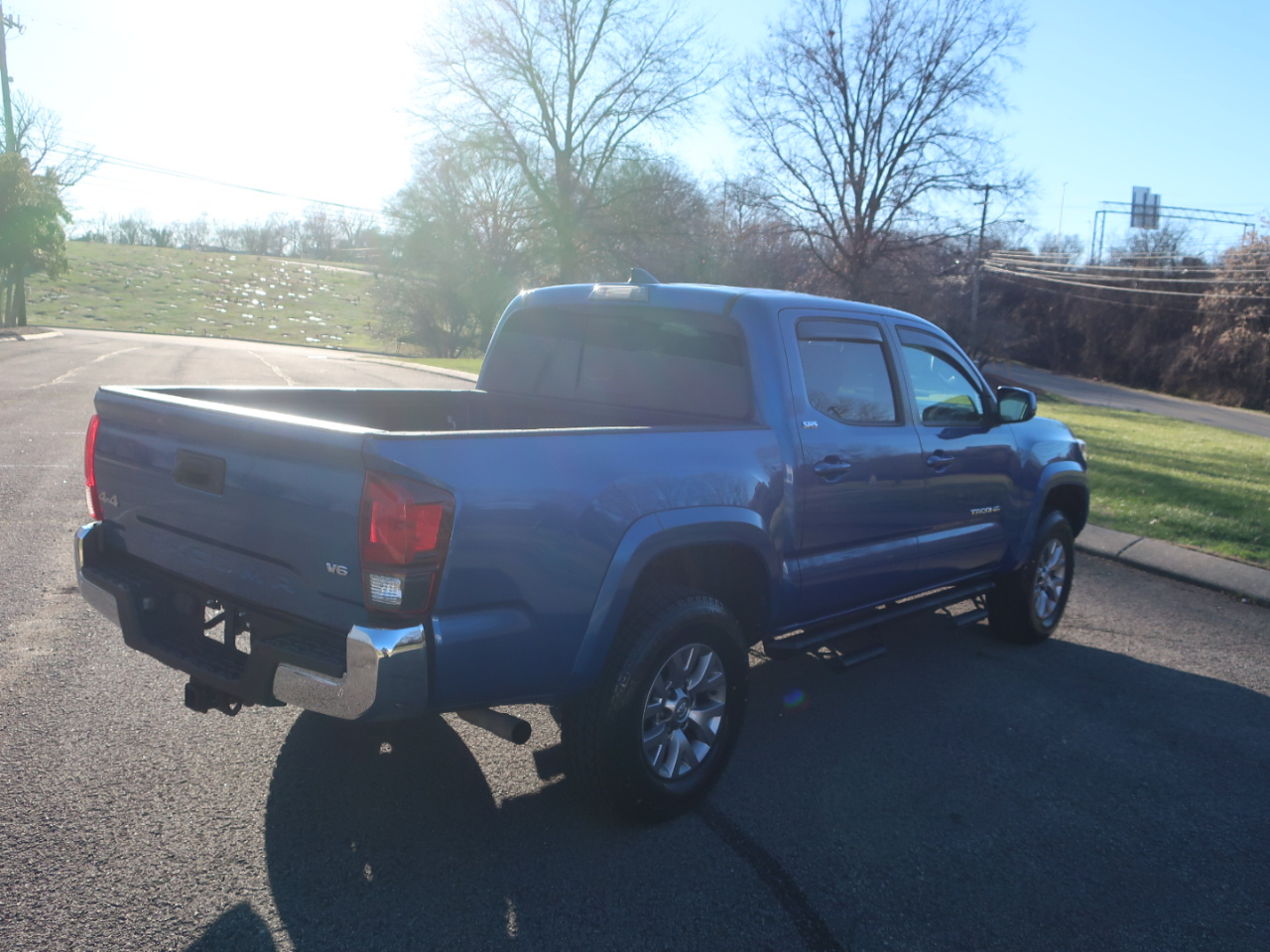 Toyota Tacoma SR5 Double Cab Long Bed V6 6AT 4WD 2018