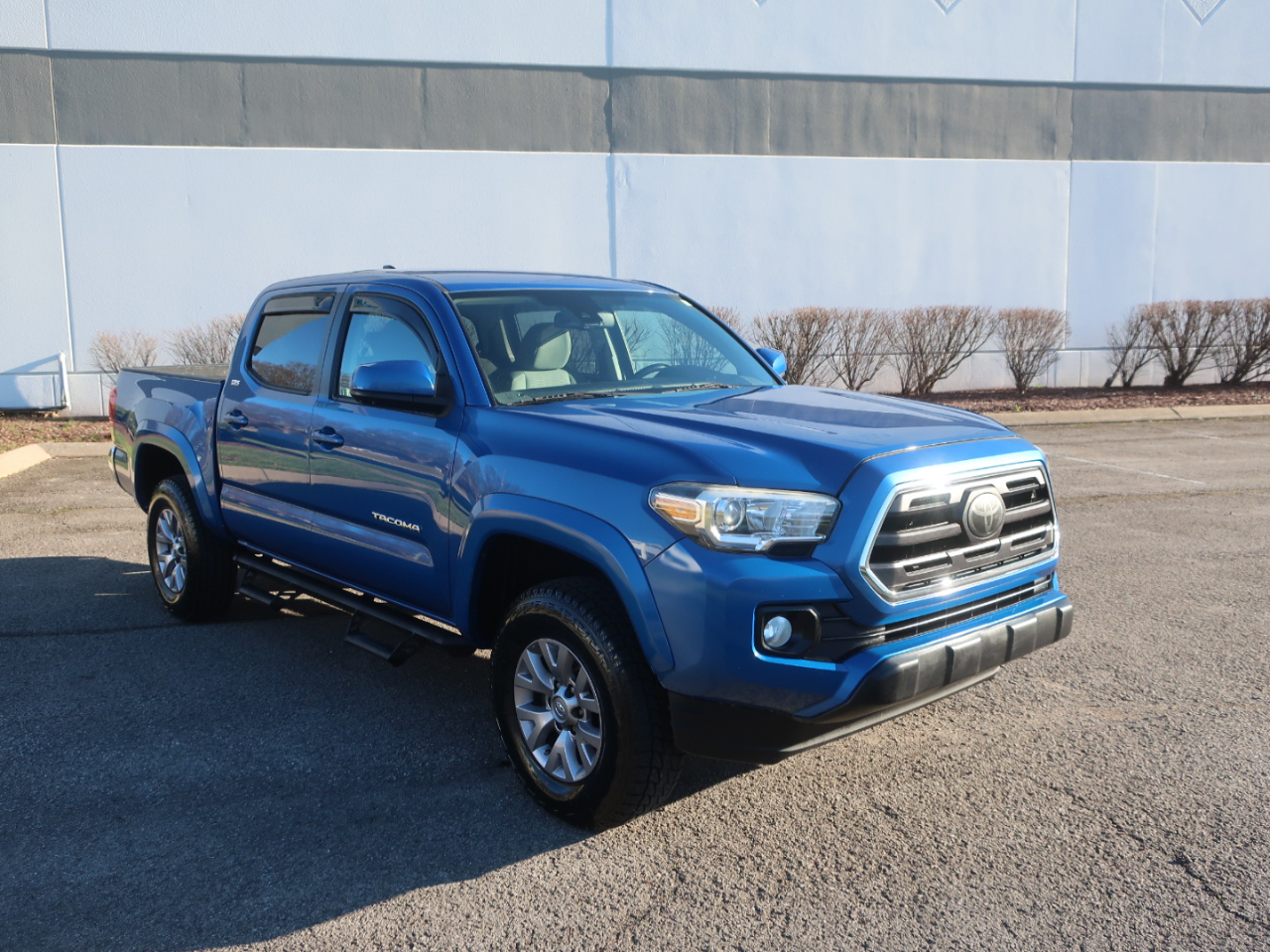 Toyota Tacoma SR5 Double Cab Long Bed V6 6AT 4WD 2018
