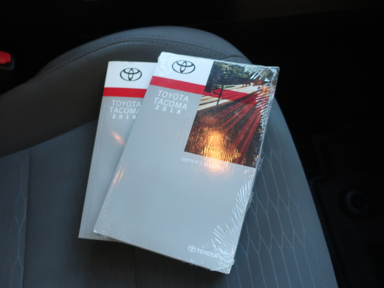 Toyota Tacoma SR5 Double Cab Long Bed V6 6AT 4WD 2018