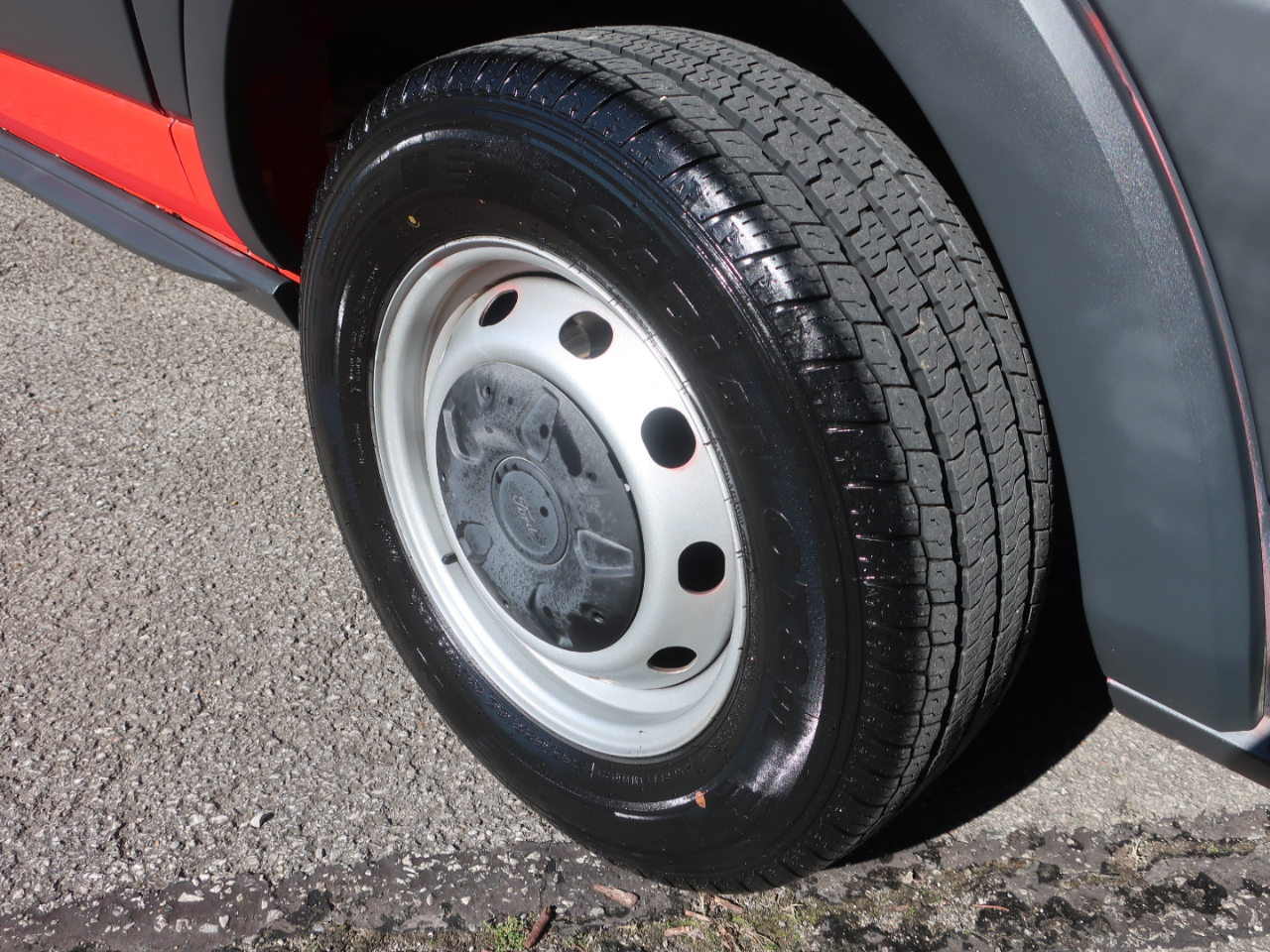 Ford Transit 150 Van Low Roof 60/40 Pass. 130-in. WB 2016