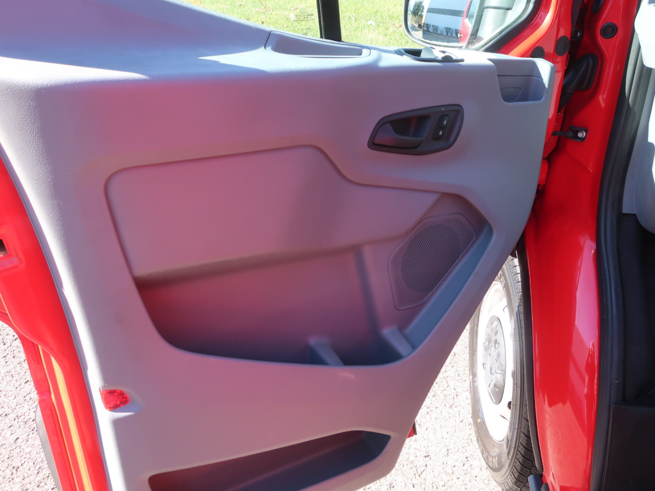 Ford Transit 150 Van Low Roof 60/40 Pass. 130-in. WB 2016