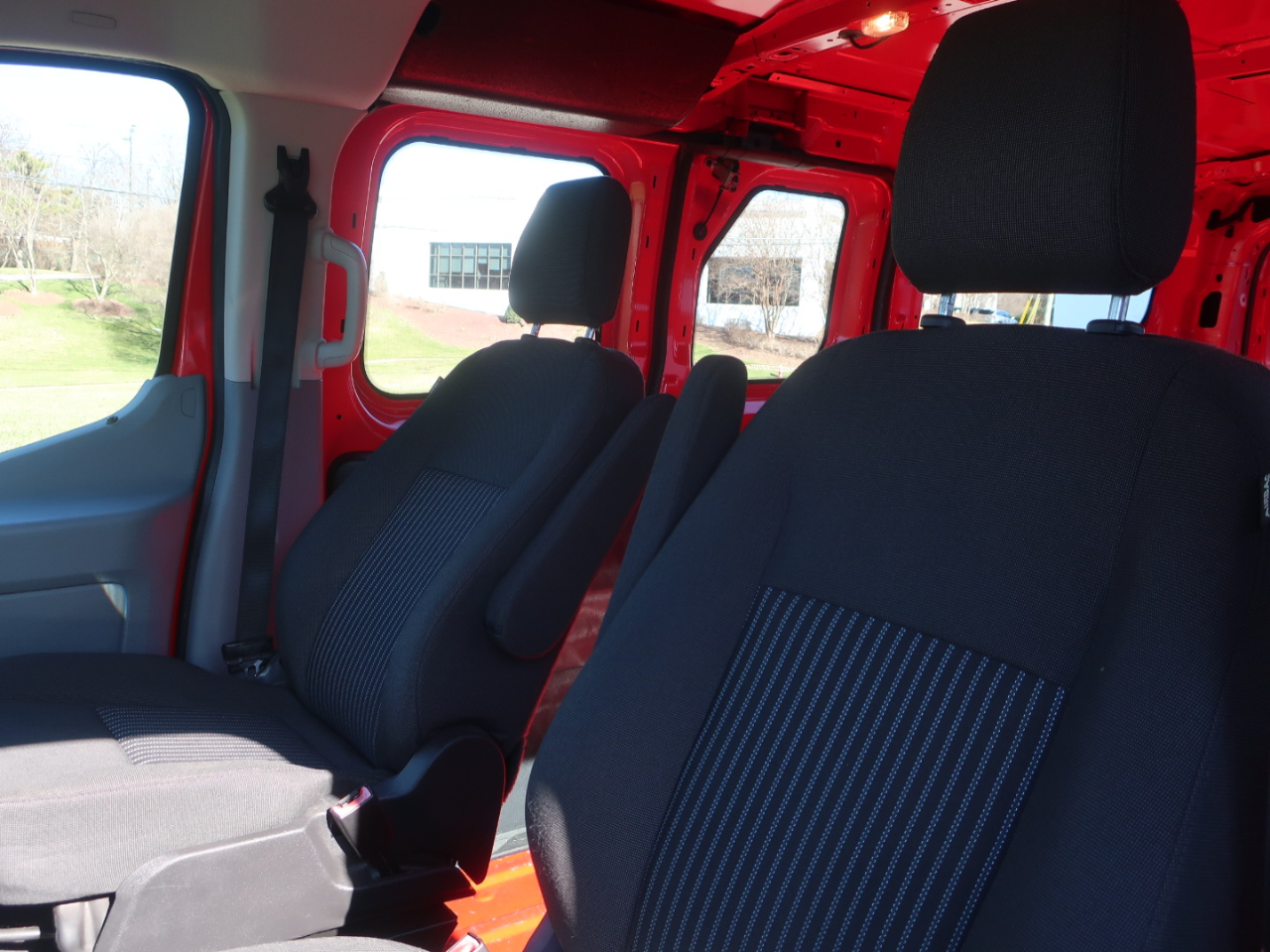 Ford Transit 150 Van Low Roof 60/40 Pass. 130-in. WB 2016