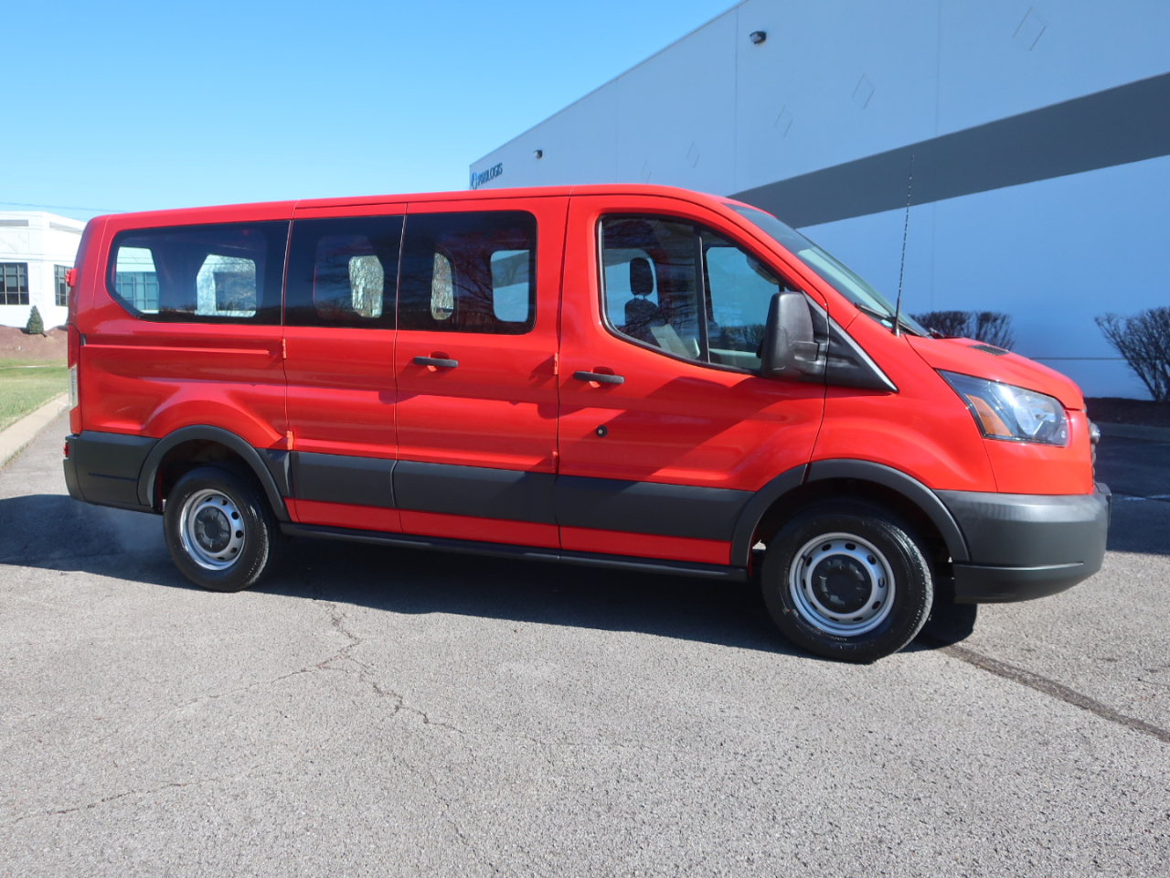 Ford Transit 150 Van Low Roof 60/40 Pass. 130-in. WB 2016