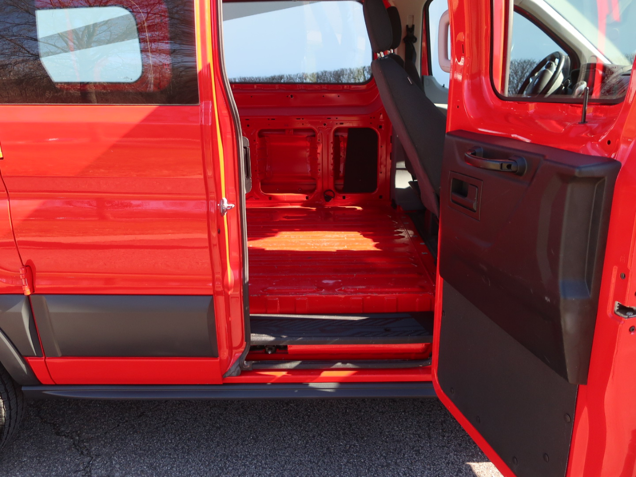 Ford Transit 150 Van Low Roof 60/40 Pass. 130-in. WB 2016