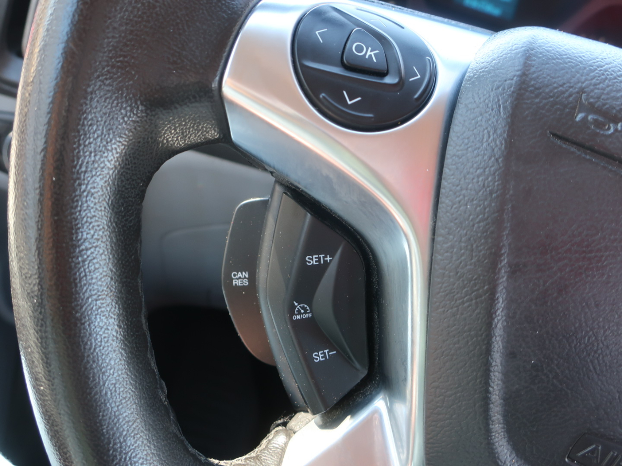 Ford Transit 150 Van Low Roof 60/40 Pass. 130-in. WB 2016