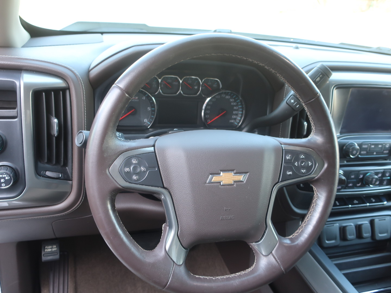 Chevrolet Silverado 1500  2018