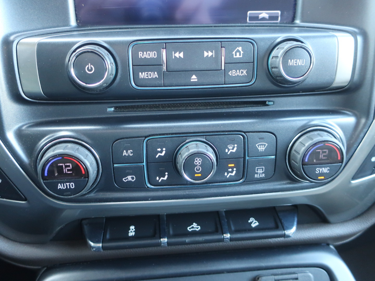 Chevrolet Silverado 1500  2018