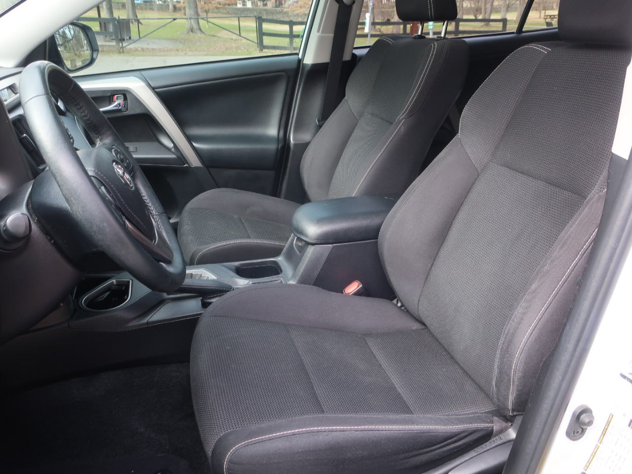 Toyota RAV4 XLE FWD 2018