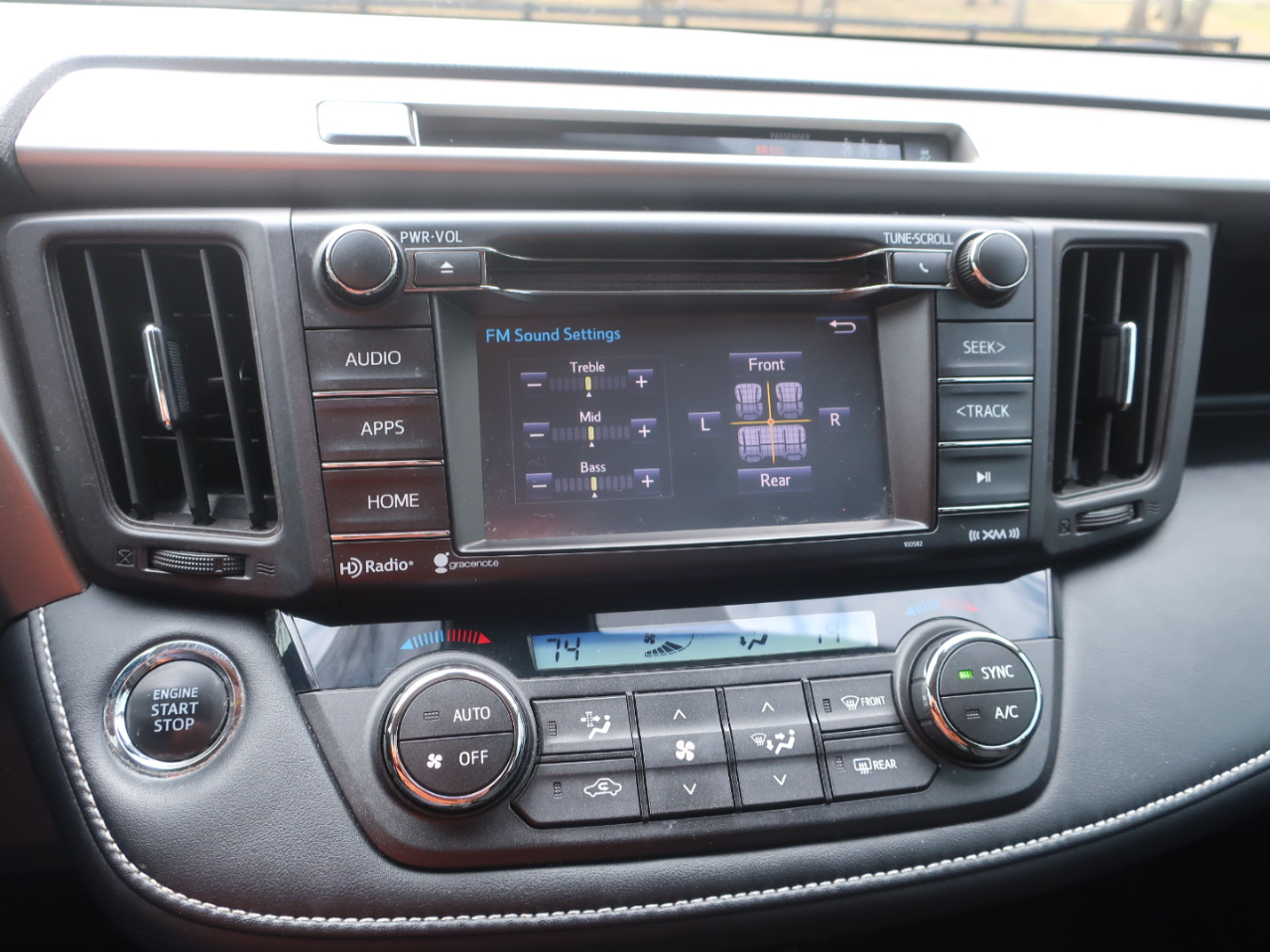 Toyota RAV4 XLE FWD 2018