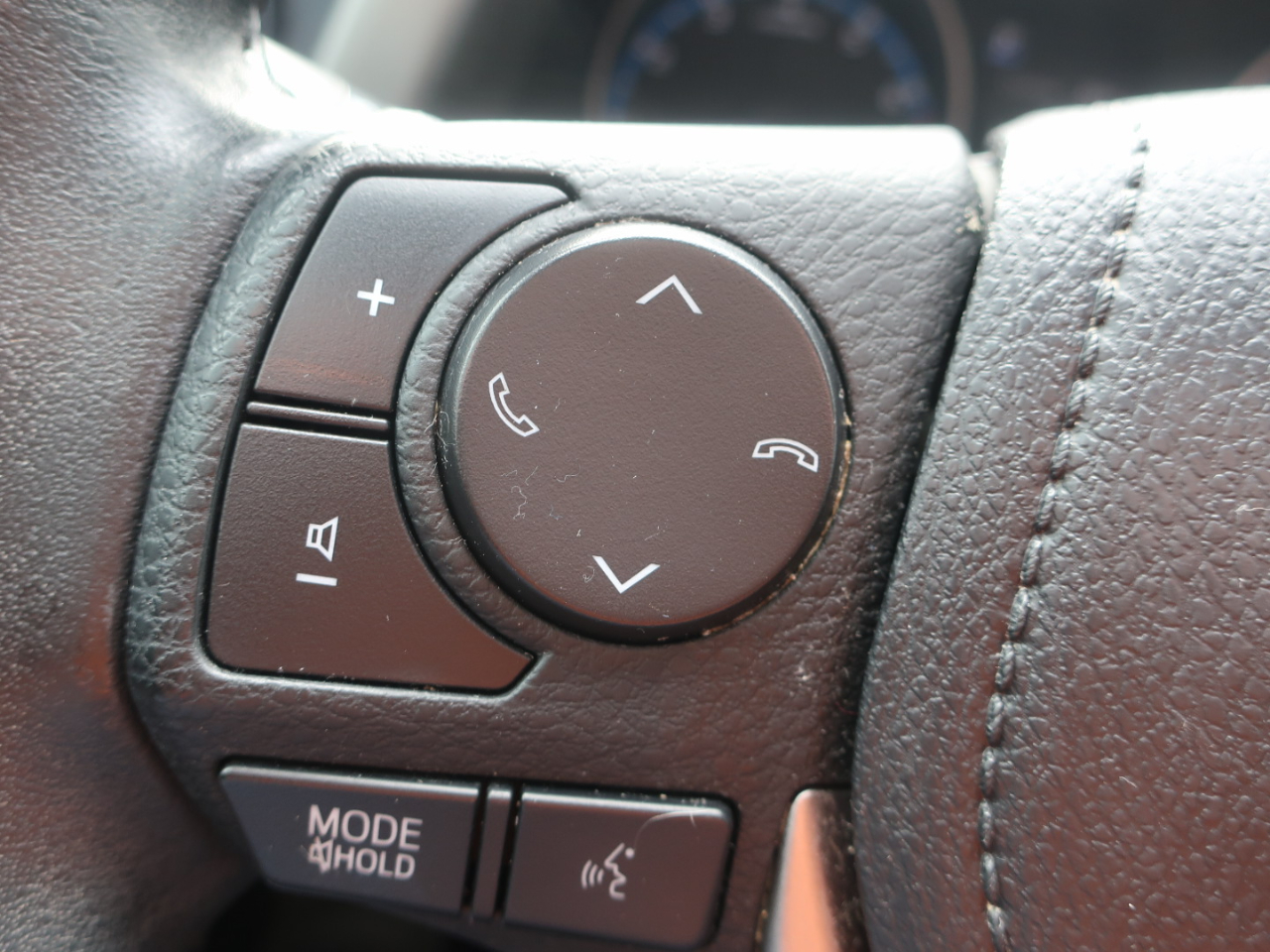 Toyota RAV4 XLE FWD 2018