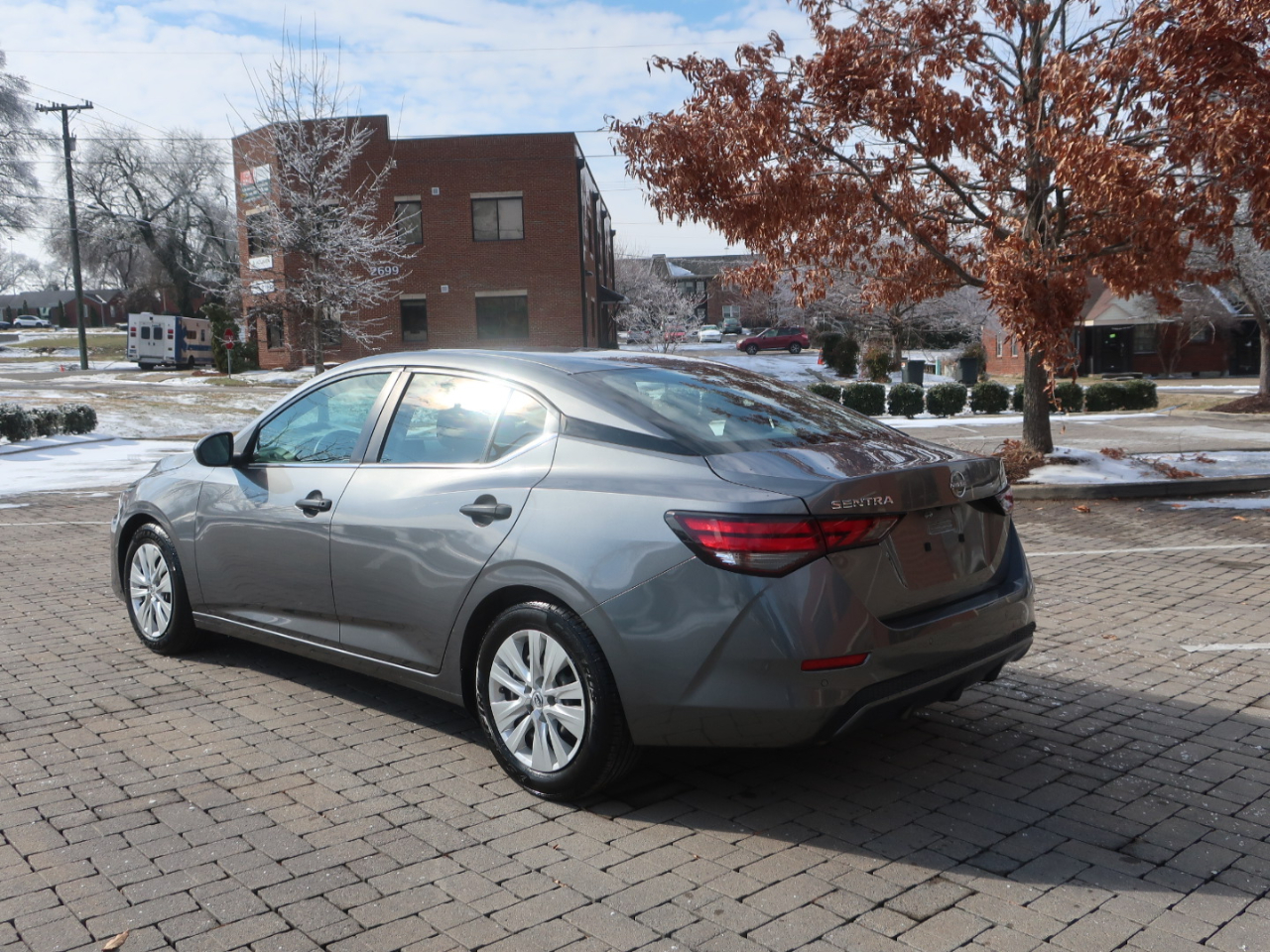 Nissan Sentra S 2024