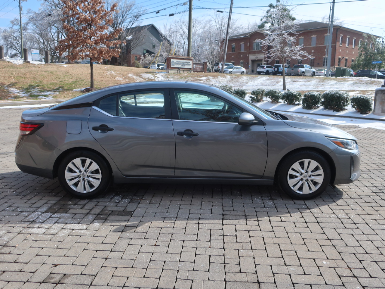 Nissan Sentra S 2024