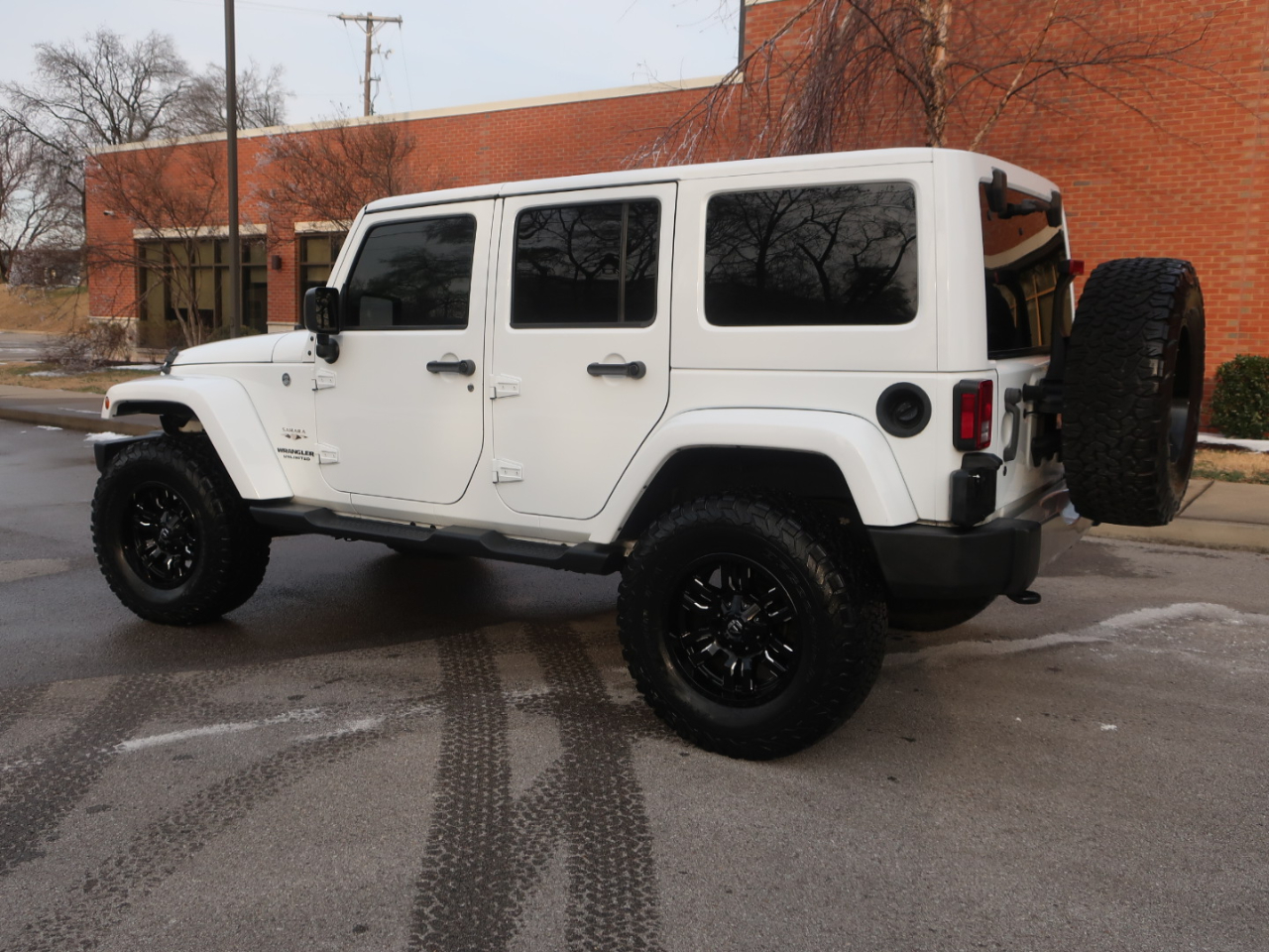 Jeep Wrangler Unlimited Sahara 4WD 2017