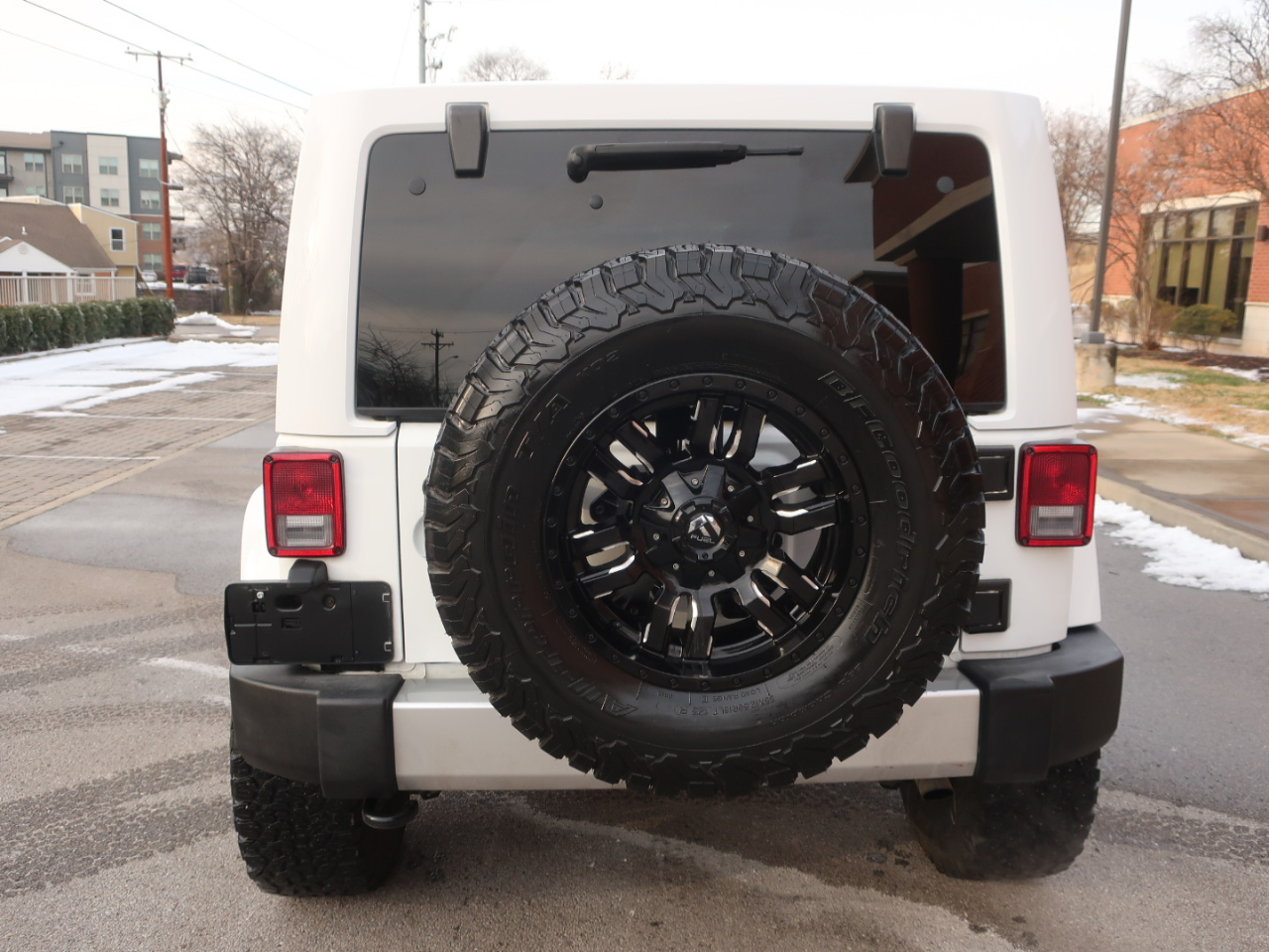 Jeep Wrangler Unlimited Sahara 4WD 2017