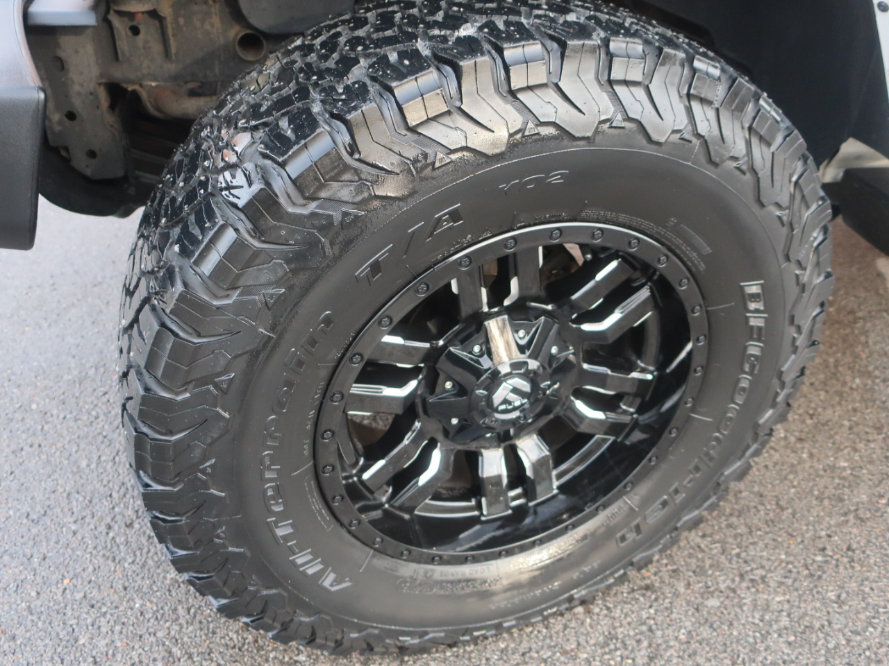 Jeep Wrangler Unlimited Sahara 4WD 2017