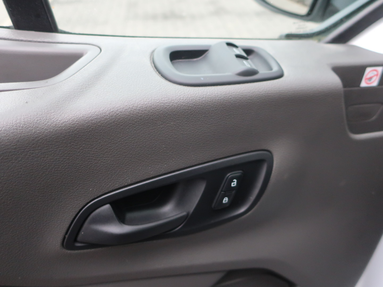 Ford Transit 350 Wagon Low Roof XL w/Sliding Pass. 148-in. WB 2020