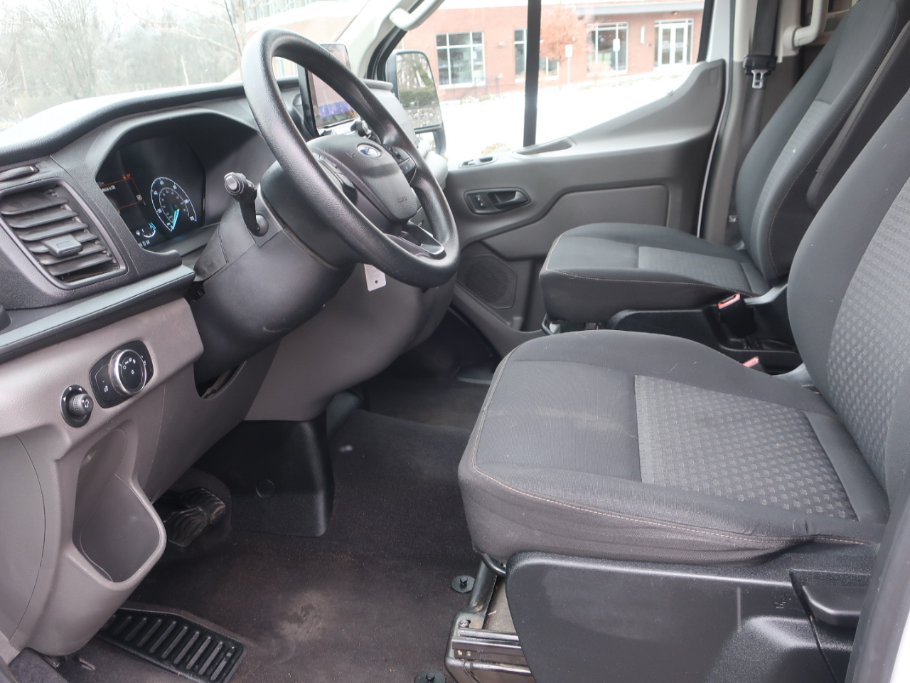 Ford Transit 350 Wagon Low Roof XL w/Sliding Pass. 148-in. WB 2020