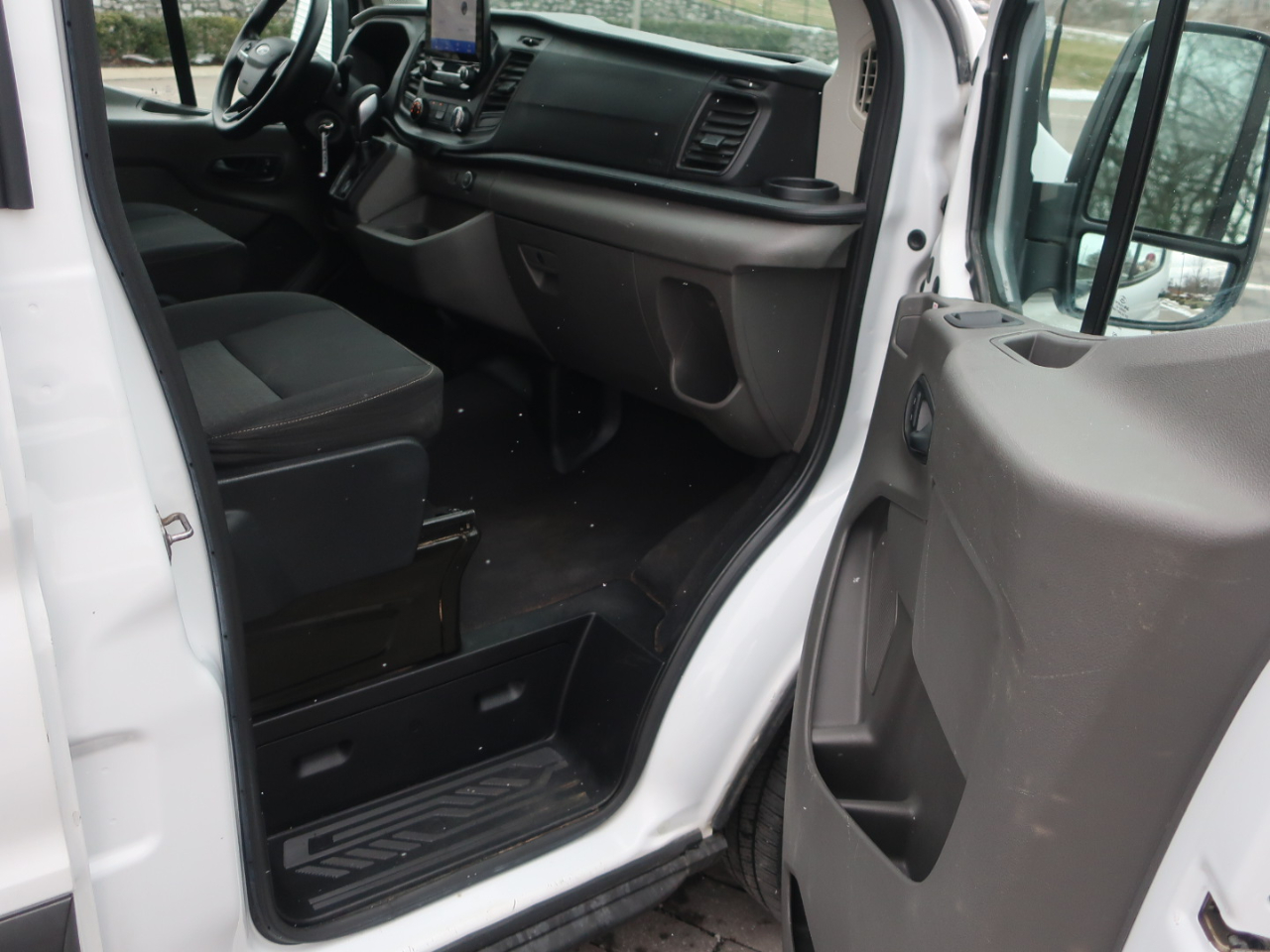 Ford Transit 350 Wagon Low Roof XL w/Sliding Pass. 148-in. WB 2020