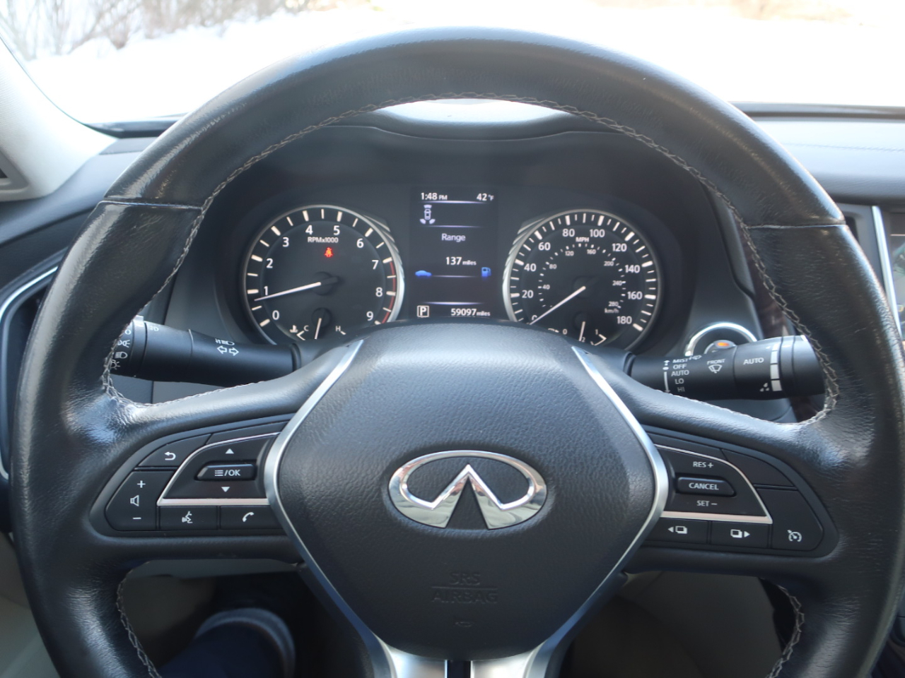 Infiniti Q50 3.0t LUXE AWD 2019