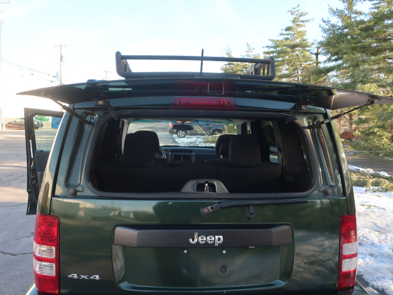 Jeep Liberty Sport 4WD 2010