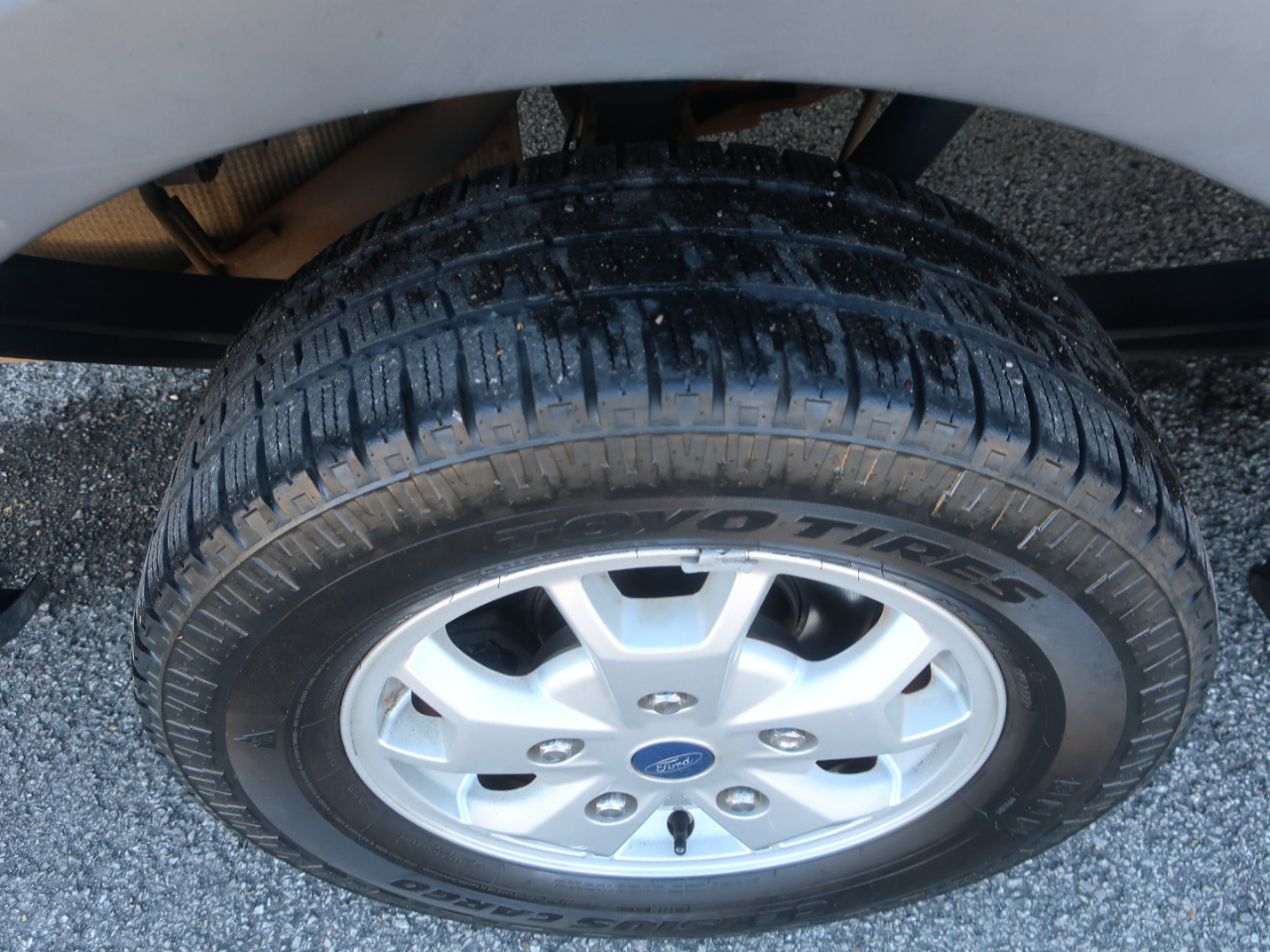 Ford Transit 250 Van Med. Roof w/Sliding Pass. 148-in. WB 2015