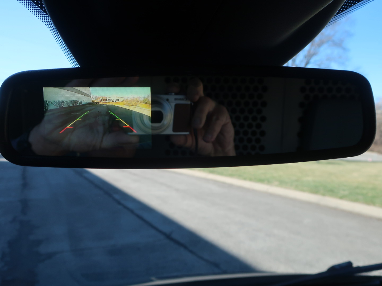 Ford Transit 250 Van Med. Roof w/Sliding Pass. 148-in. WB 2015