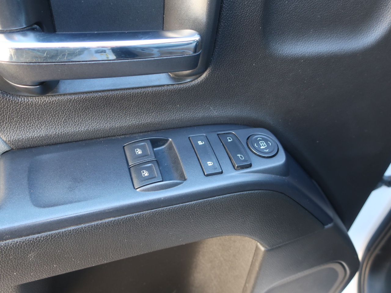 GMC Sierra 1500 Base Long Box 2WD 2016