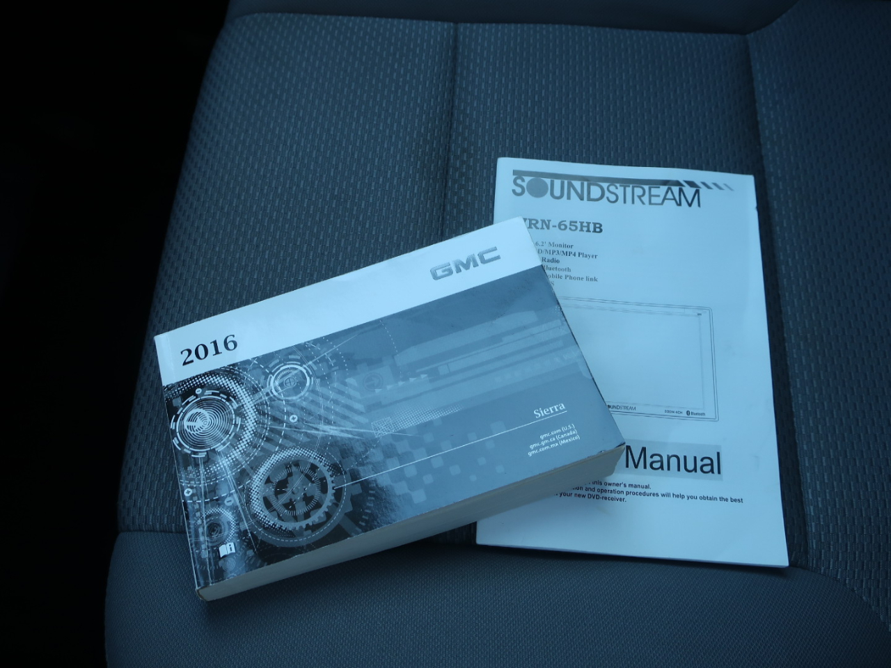 GMC Sierra 1500 Base Long Box 2WD 2016