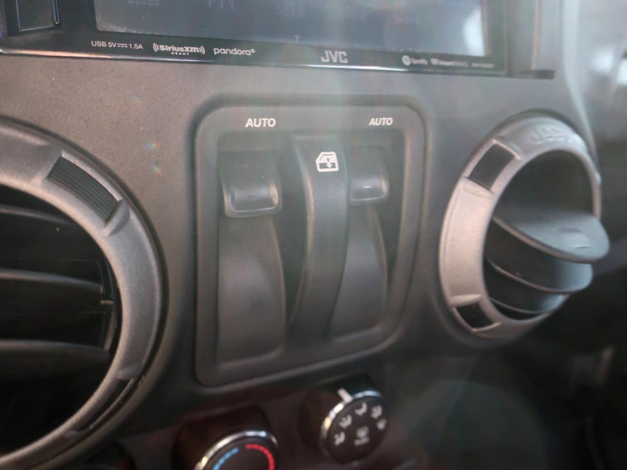 Jeep Wrangler Sport 4WD 2017