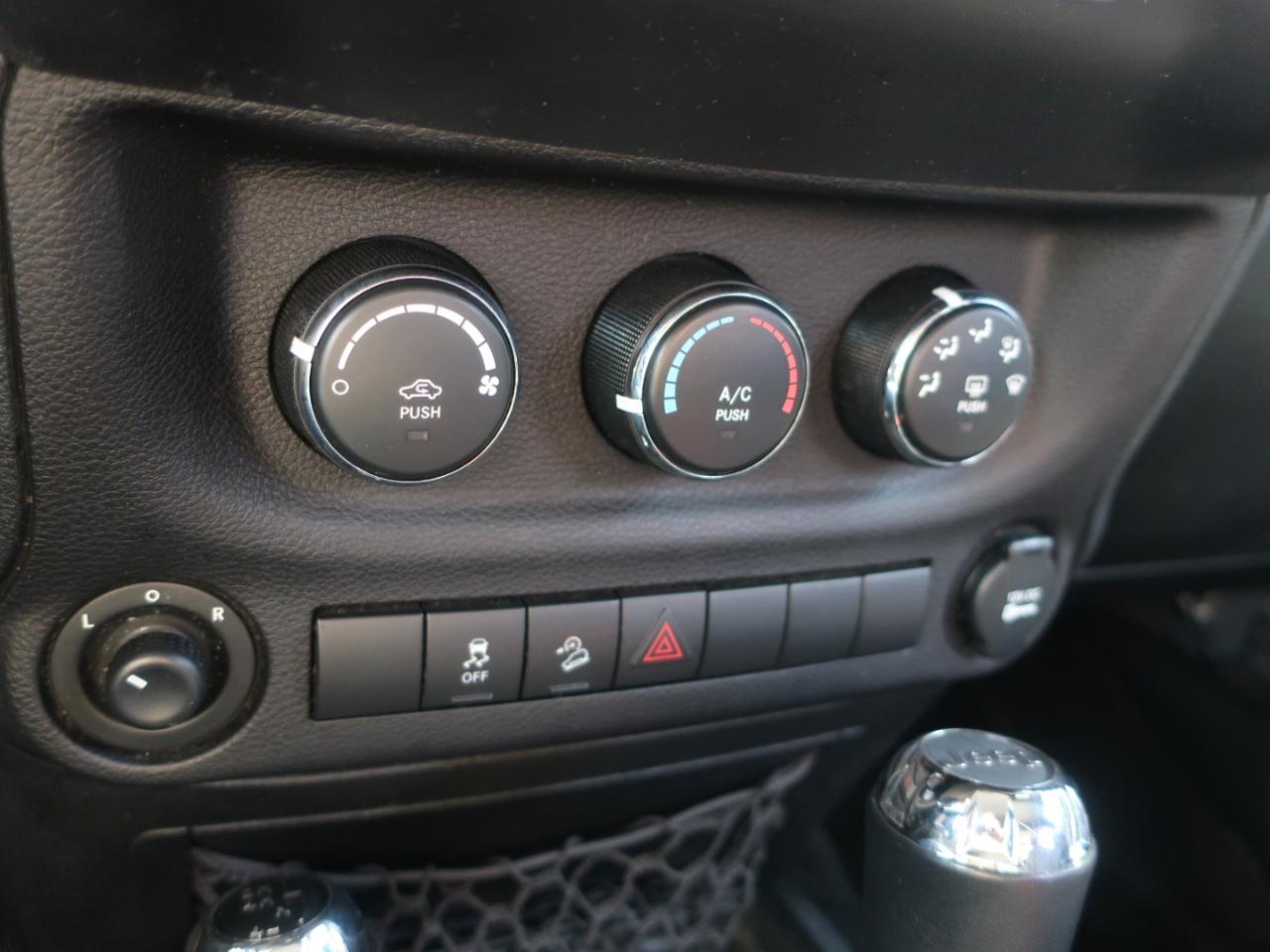 Jeep Wrangler Sport 4WD 2017