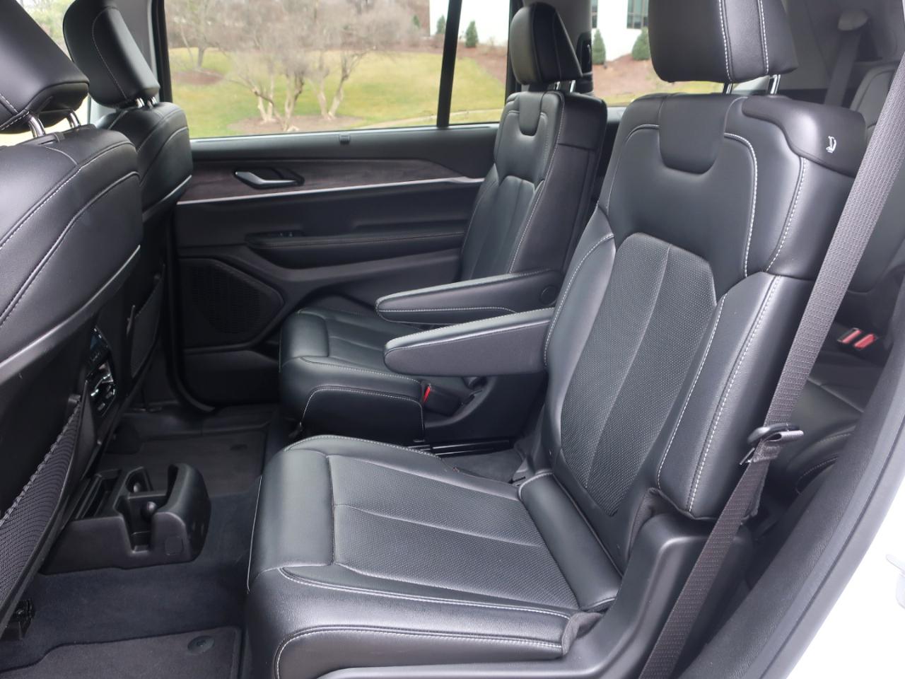 Jeep Grand Cherokee L Limited 4WD 2023