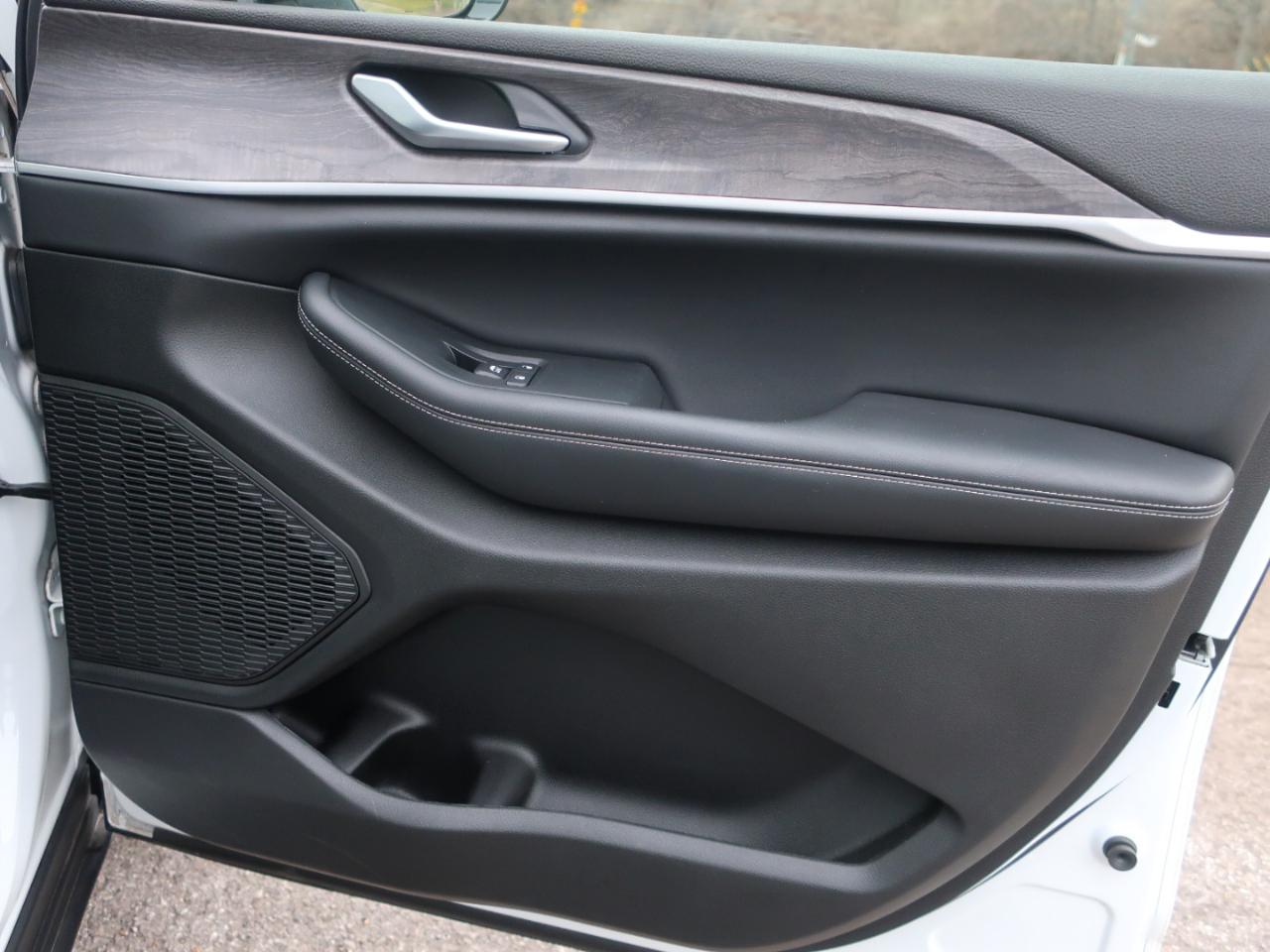 Jeep Grand Cherokee L Limited 4WD 2023