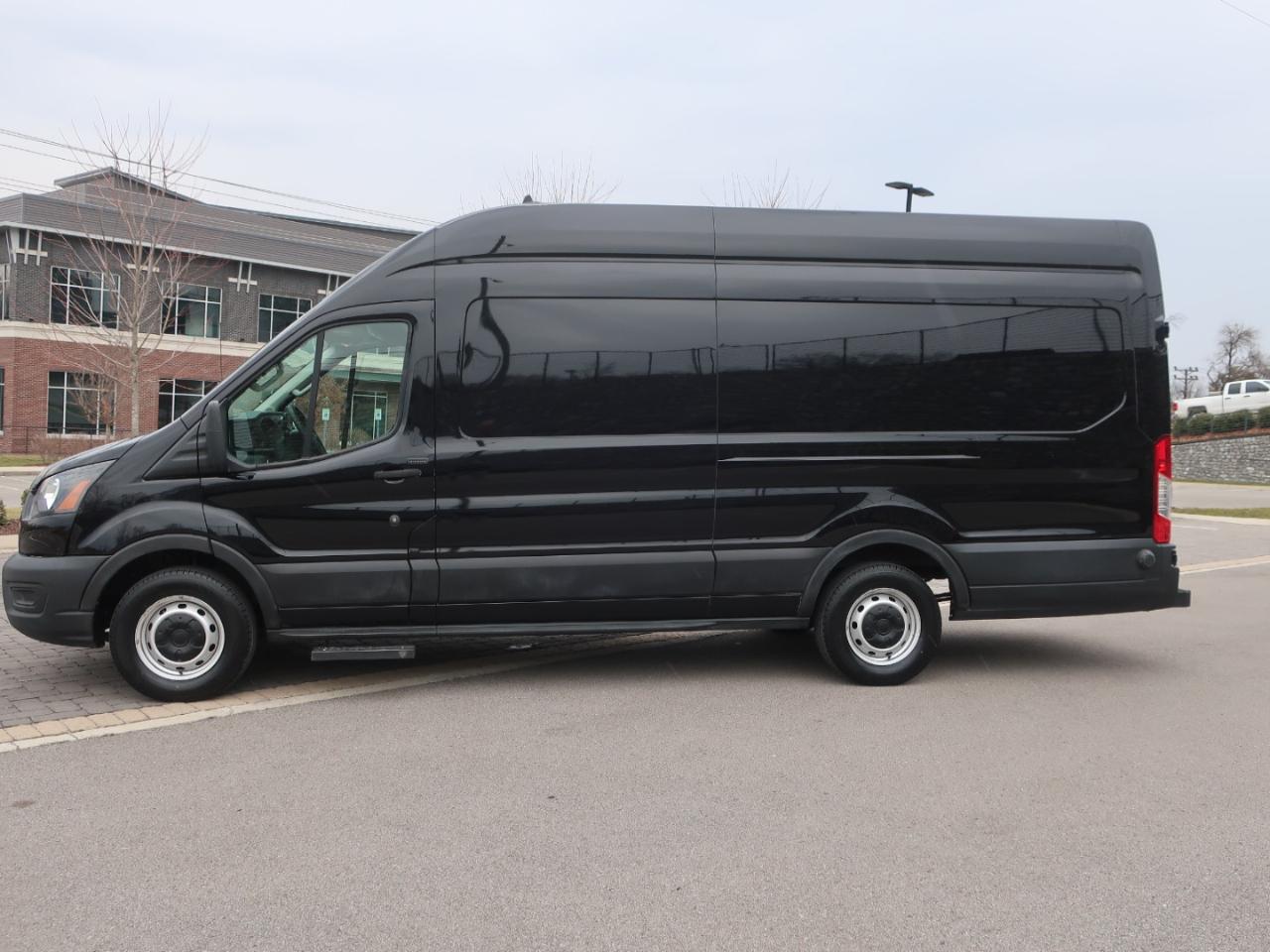 Ford Transit 250  2020