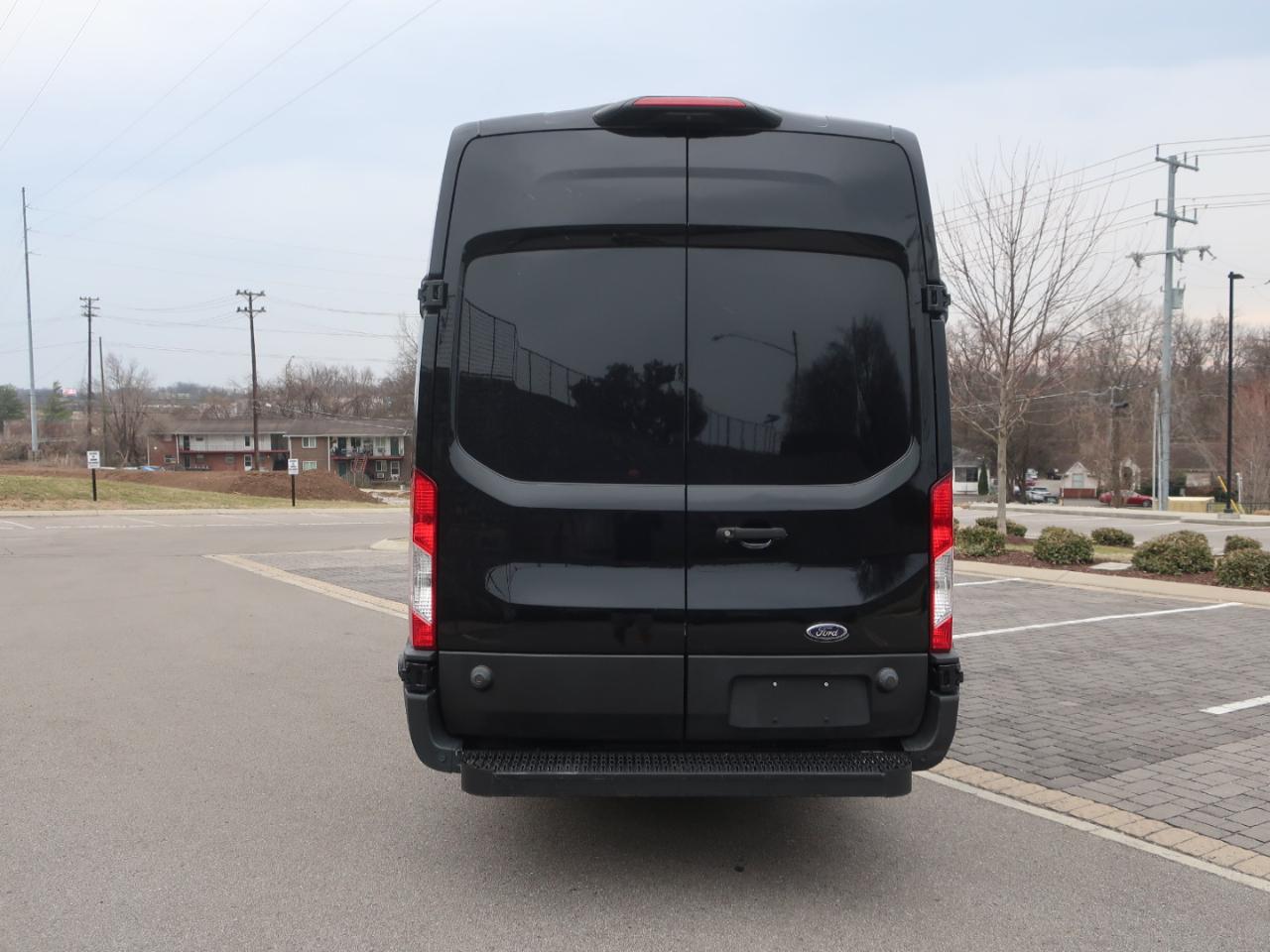 Ford Transit 250  2020