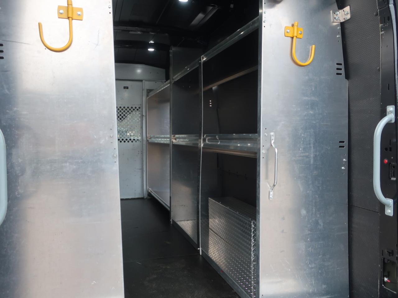 Ford Transit 250  2020