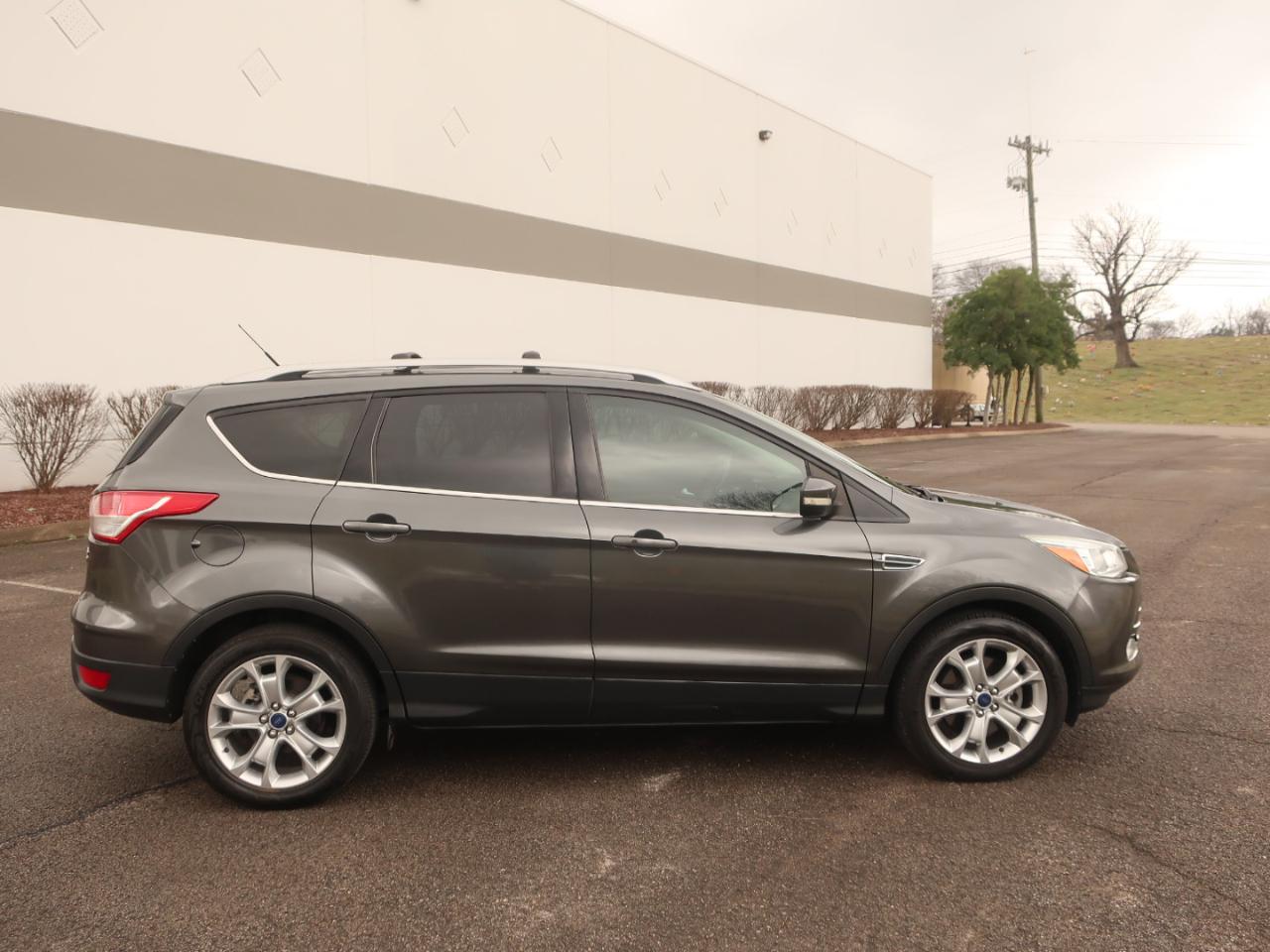 Ford Escape Titanium FWD 2016