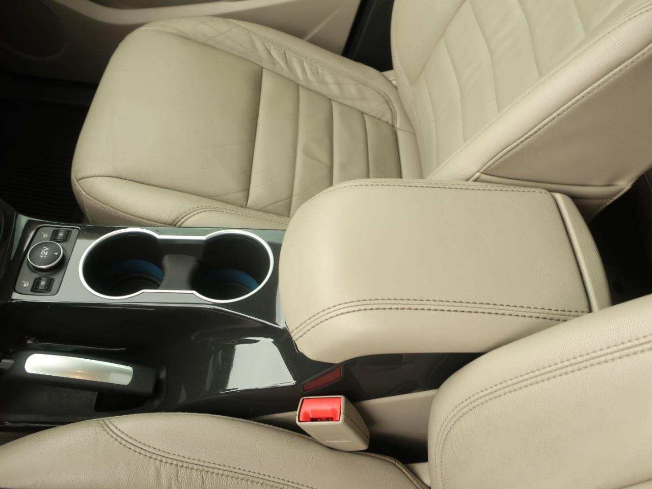 Ford Escape Titanium FWD 2016