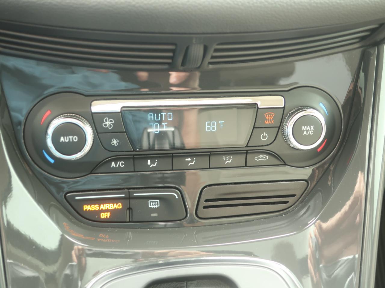 Ford Escape Titanium FWD 2016