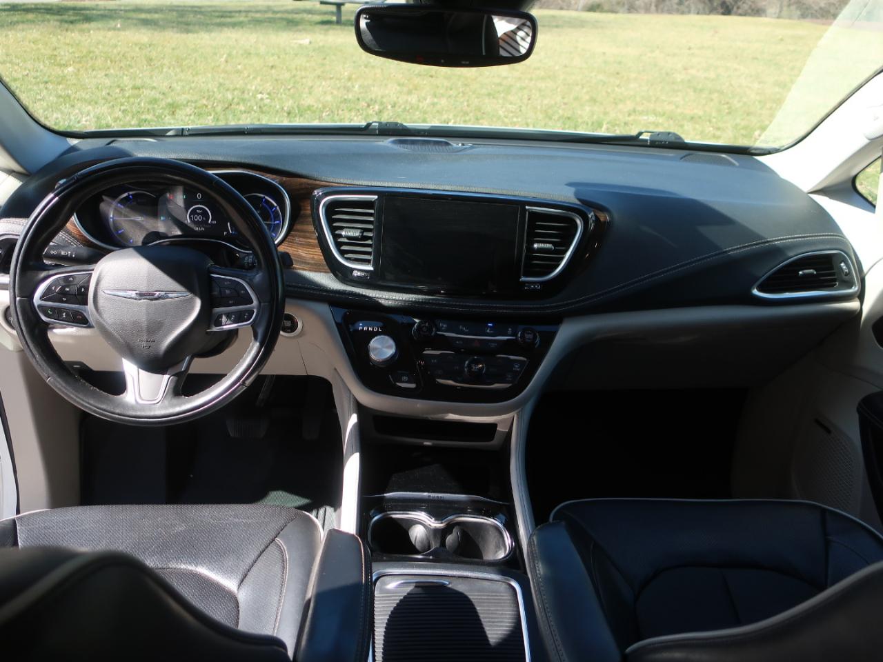 Chrysler Pacifica Hybrid Limited 2022