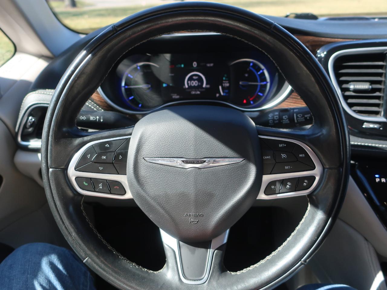 Chrysler Pacifica Hybrid Limited 2022