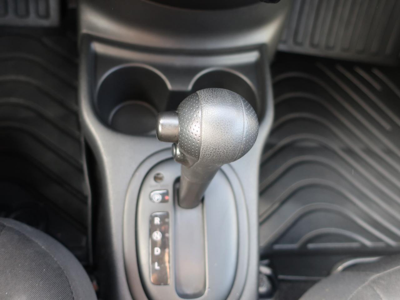 Nissan Versa 1.6 S 5M 2016