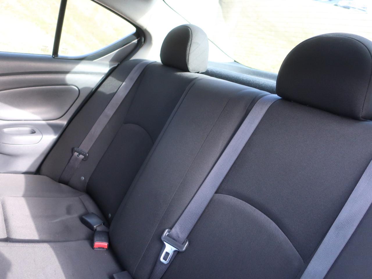 Nissan Versa 1.6 S 5M 2016