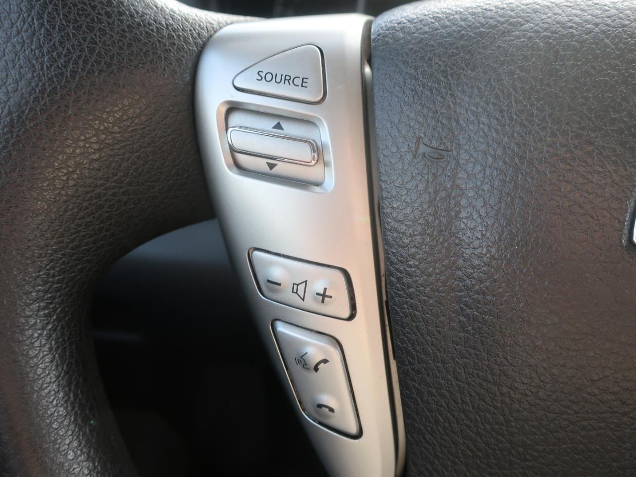 Nissan Versa 1.6 S 5M 2016