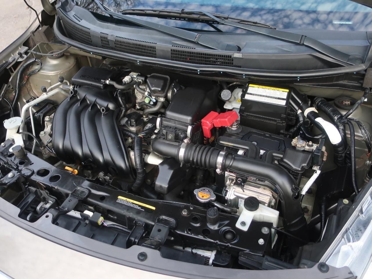 Nissan Versa 1.6 S 5M 2016