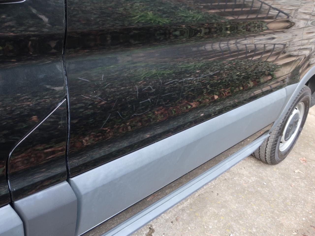 Ford Transit 150 Wagon Low Roof XL w/Sliding Pass. 130-in. WB 2015