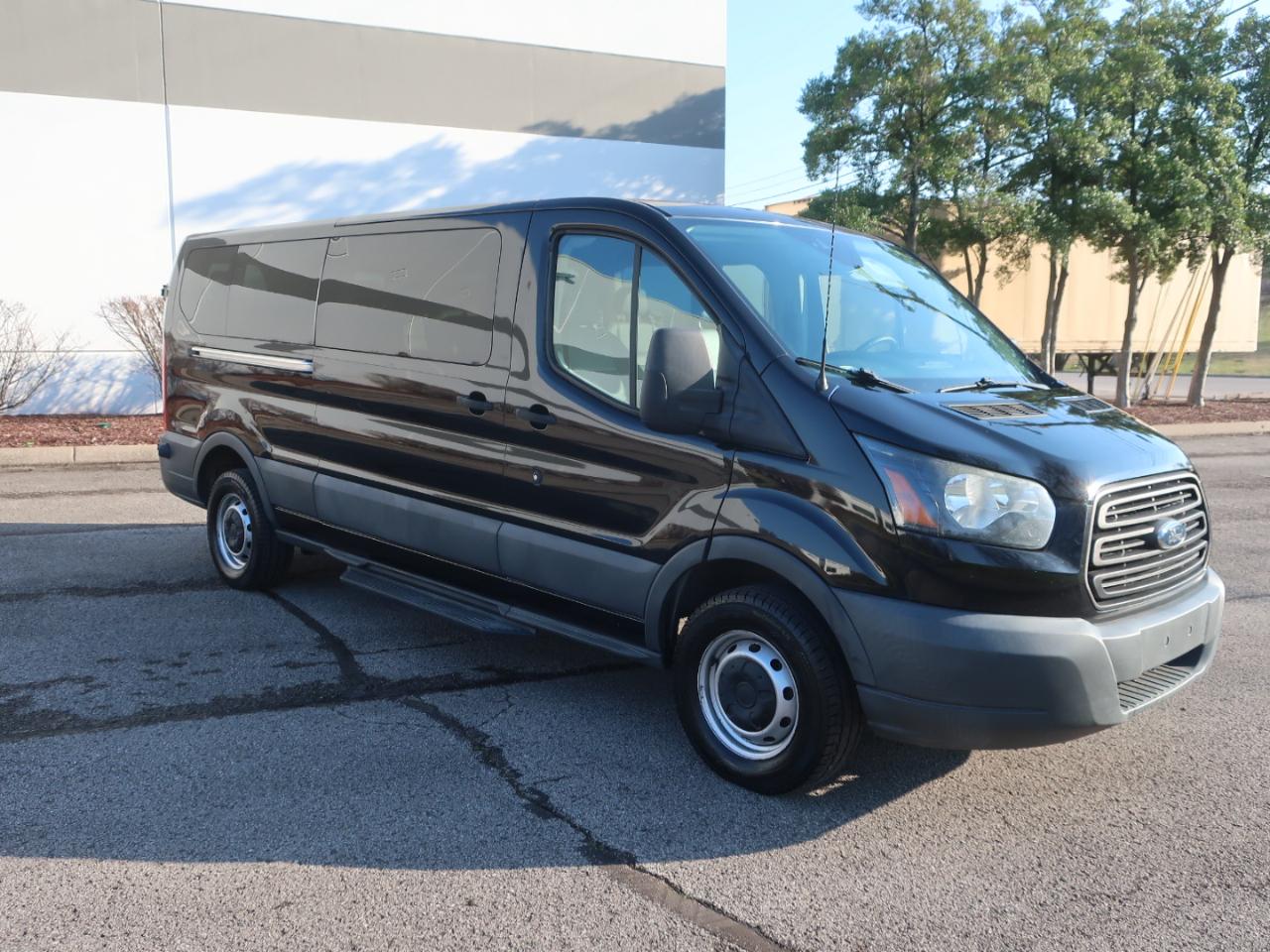 Ford Transit 350 Wagon Low Roof XL w/Sliding Pass. 148-in. WB 2016