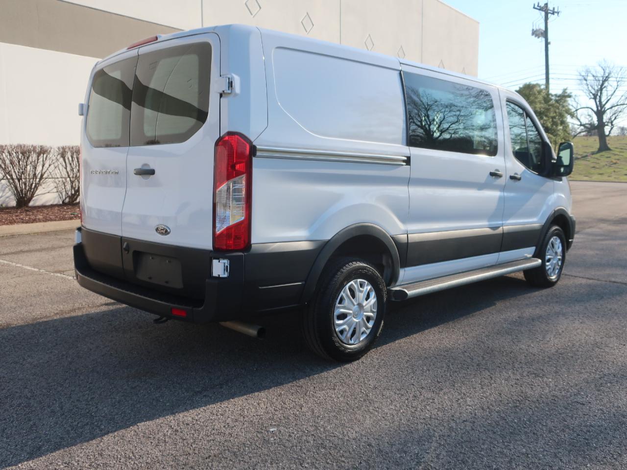 Ford Transit 250 Van 2024